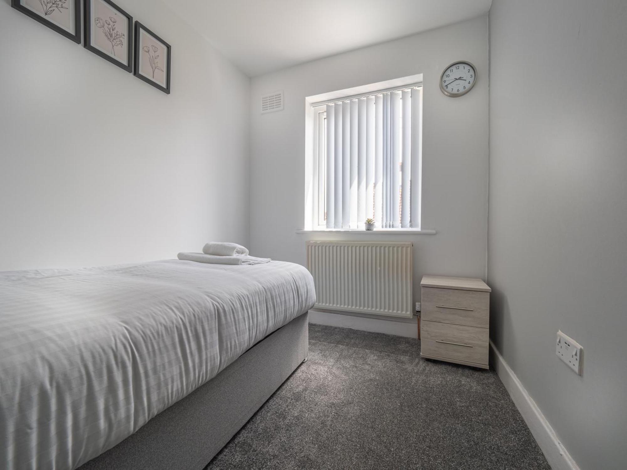 3Br Haven Retreat In Wallasey With Free Street Parking Buitenkant foto